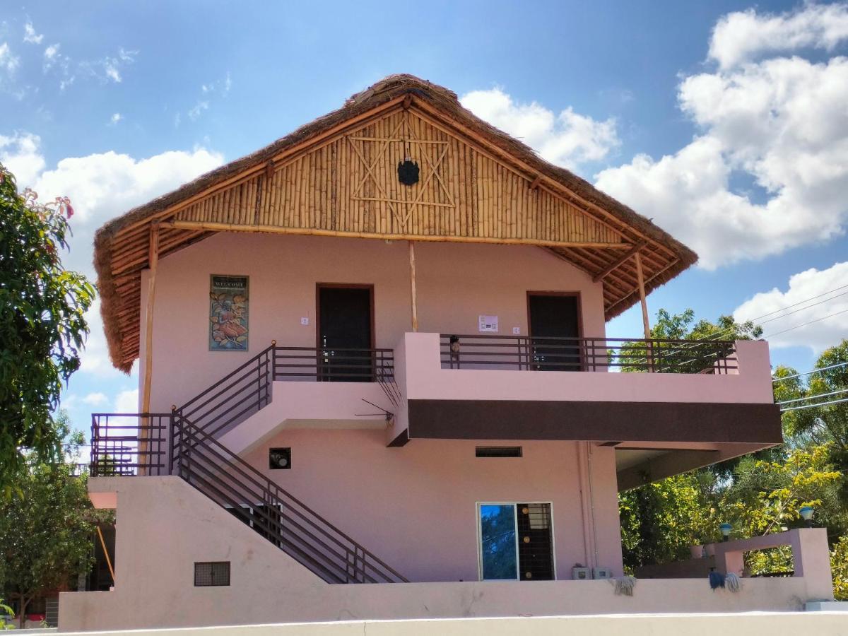 Prajwal Home Stay ハンピ エクステリア 写真