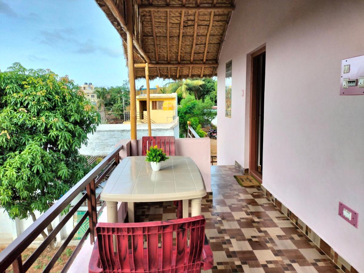 Prajwal Home Stay ハンピ エクステリア 写真
