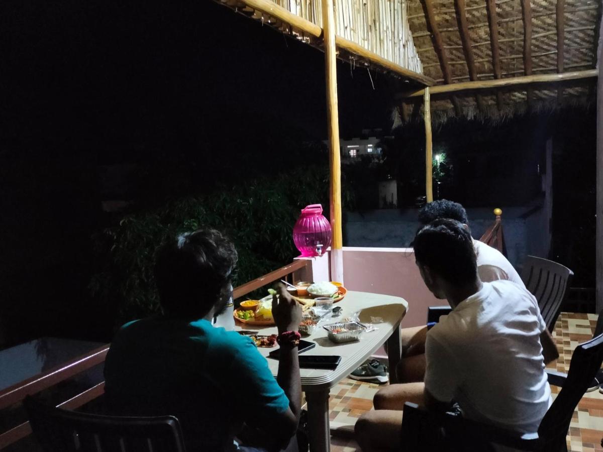 Prajwal Home Stay ハンピ エクステリア 写真