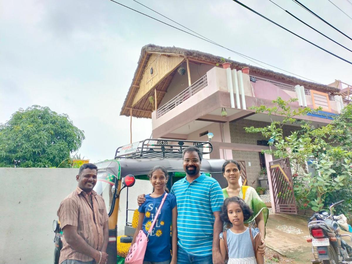 Prajwal Home Stay ハンピ エクステリア 写真