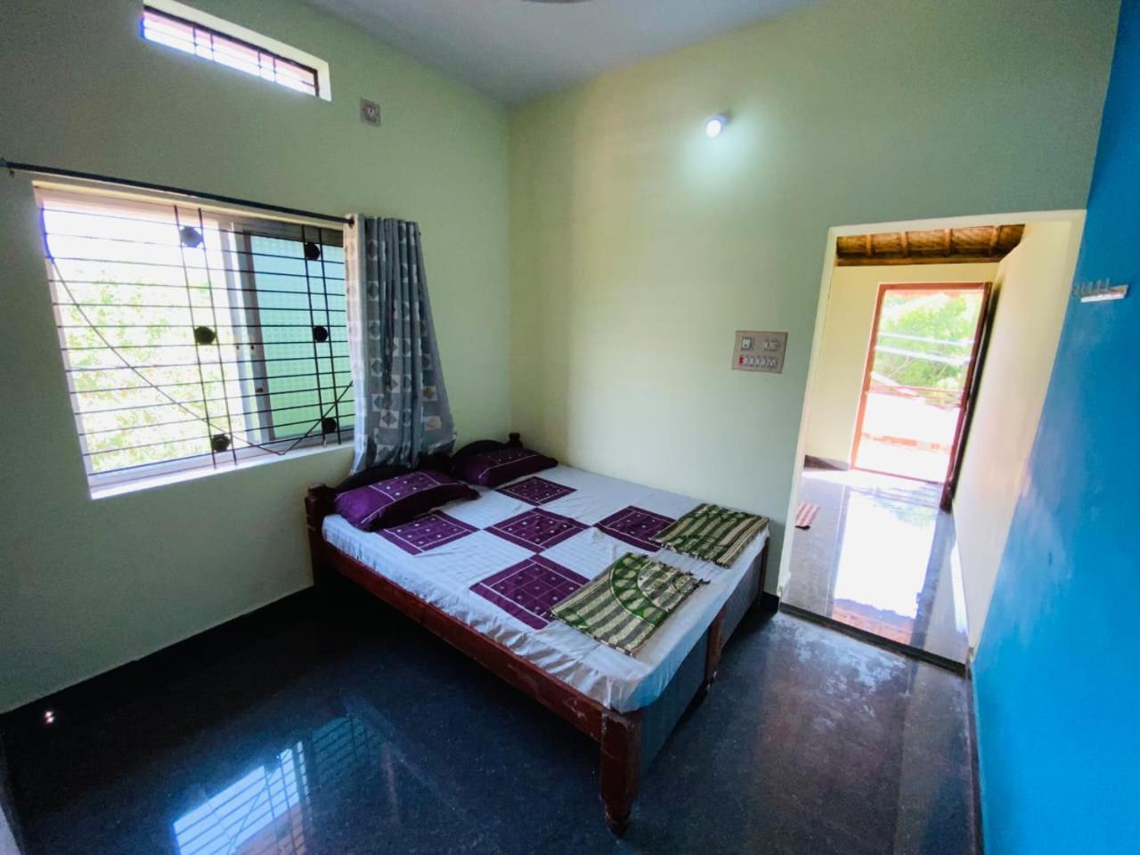 Prajwal Home Stay ハンピ 部屋 写真